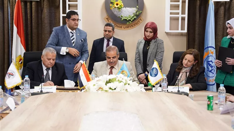 بروتوكول تعاون ثلاثي بين القومي للحوكمة وجامعة الأزهر ومستشاري النيابة الإدارية