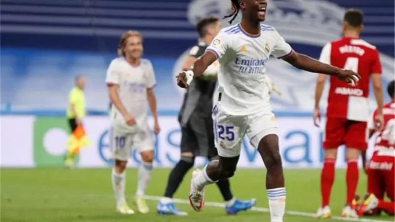 ريال مدريد يحرز هدف التعادل امام ريال سوسيداد