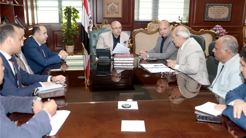 خطوط ساخنة لاستقبال شكاوى المواطنين عن الغش التجاري واحتكار السلع