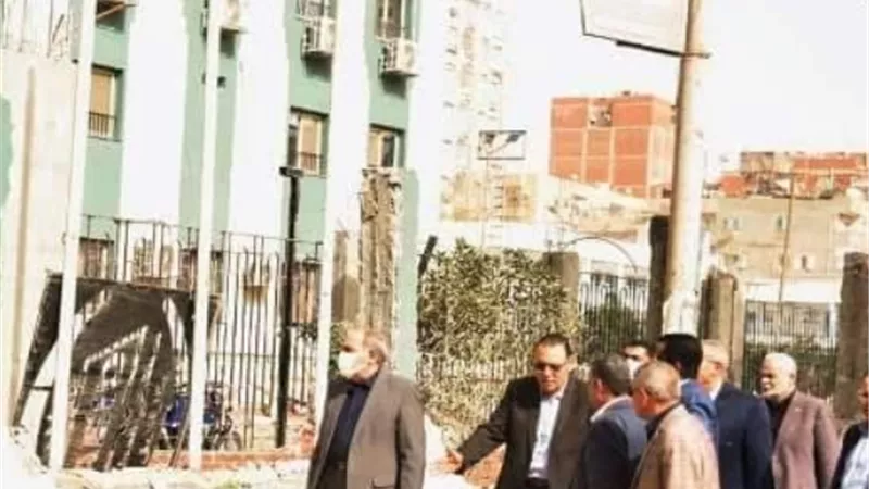 محافظ الشرقية يُشدد على سرعة إنهاء أعمال التطوير الجارية بمنطقتي القومية وفلل الجامعة