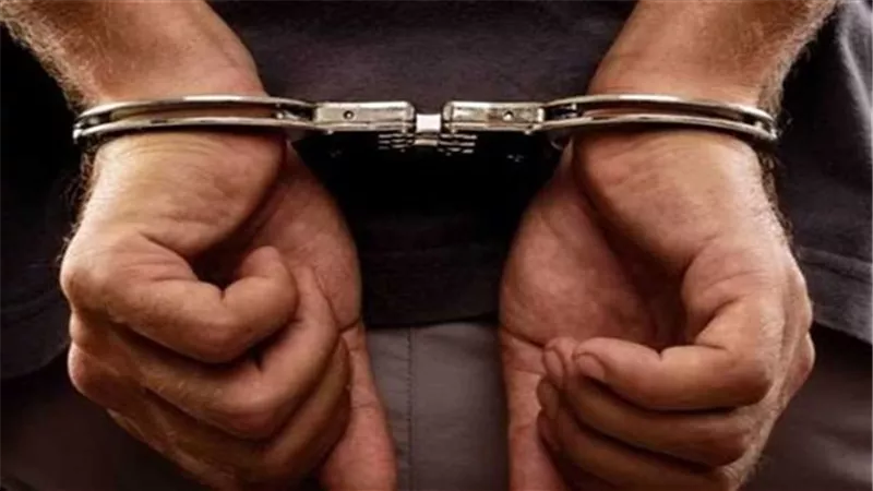 ضبط عصابة للنصب على السيدات راغبى الزواج على مواقع التواصل الإجتماعى بحجة الزواج منهن