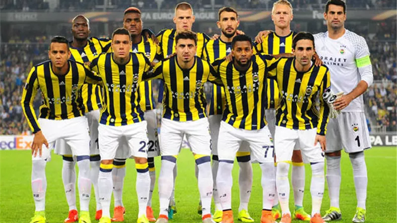فنربخشة ضد طرابزون سبور.. مواعيد مباريات الدورى التركى اليوم 6-3-2022