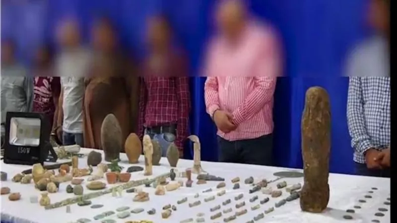 مصدر أمنى ينفى قيام شقيق نائب الجن بالبكاء وتمزيق ملابسه داخل قفص الإتهام