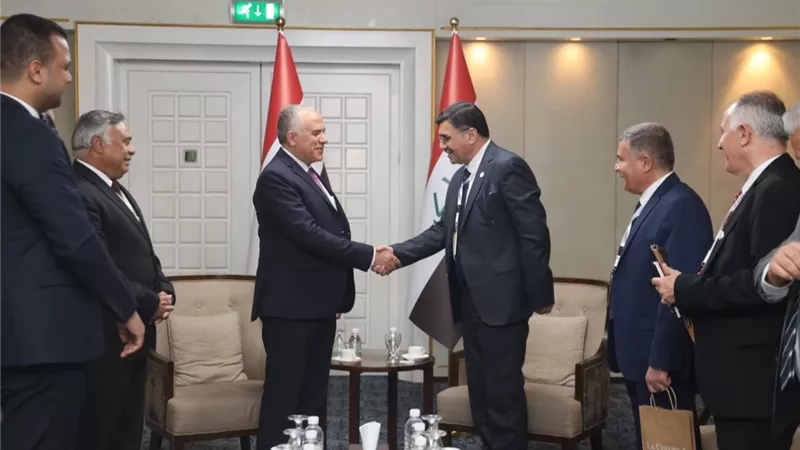 وزير الري يجري مباحثات مع وزير المياه العراقي لمتابعة التعاون الثنائي