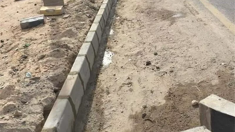 استمرار أعمال ترميم شارع البنوك وميدان المحمدي بالغردقة