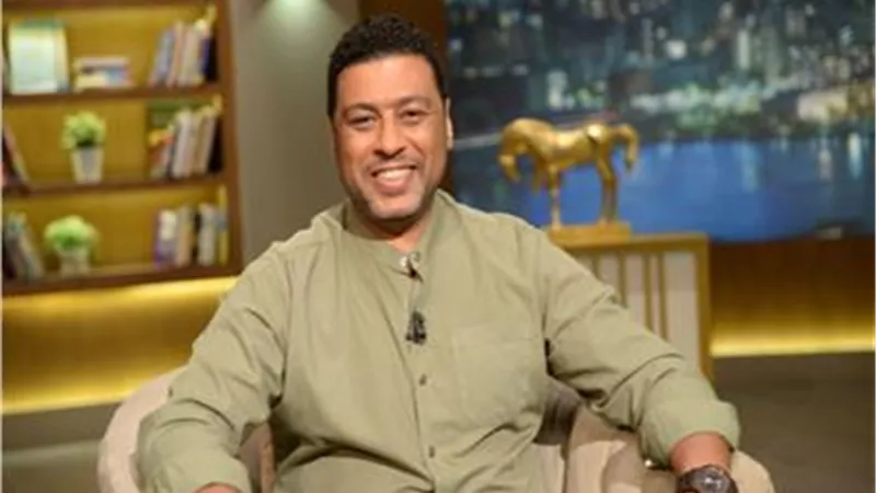 محمد جمعة : بحاول اكون فنان شامل مثل تامر حسنى