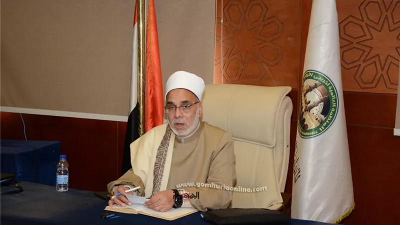 العميد السابق لكلية الدعوة الإسلامية:علم العقيدة يتميز بالعقلية الجامعة القادرة على دحض الشبهات بالأدلة والبراهين