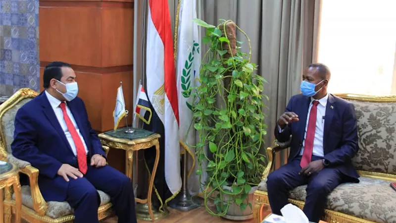 رئيس التنظيم والإدارة يستقبل وزير الخدمة العامة بجنوب السودان