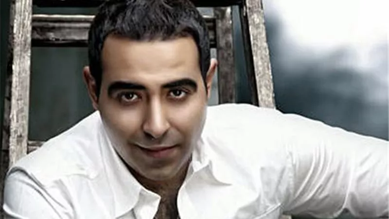 محمد عدويه يغنى للاسكندرية فى ألبومه الجديد