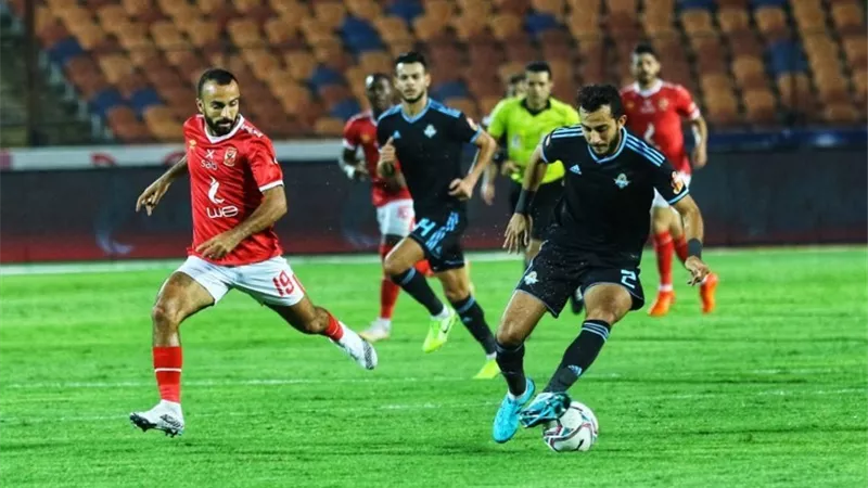 شوط أول سلبي بين الأهلي وبيراميدز بالدوري