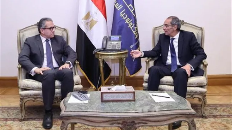 وزيرا السياحة والاتصالات يتابعان الموقف التنفيذى لرفع كفاءة سرعات خدمة الإنترنت بالمنشآت الفندقية
