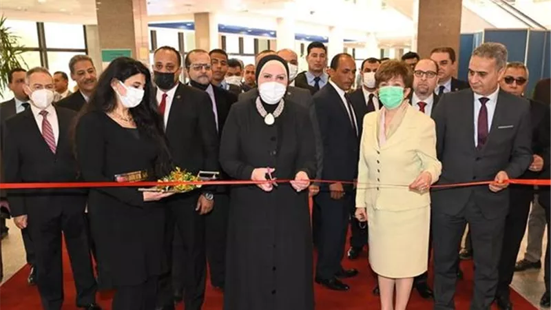 وزيرة التجارة والصناعة تفتتح فعاليات الدورة الـ55 لمعرض القاهرة الدولي