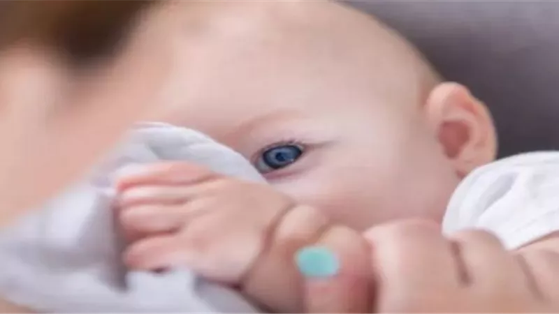 الصحة تنصح بالرضاعة الطبيعية خلال الأشهر الستة الأولى