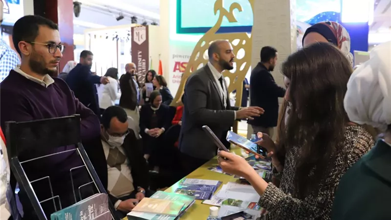 إقبال كبير على جناح جامعة عين شمس بالملتقى الدولي EDUGATE