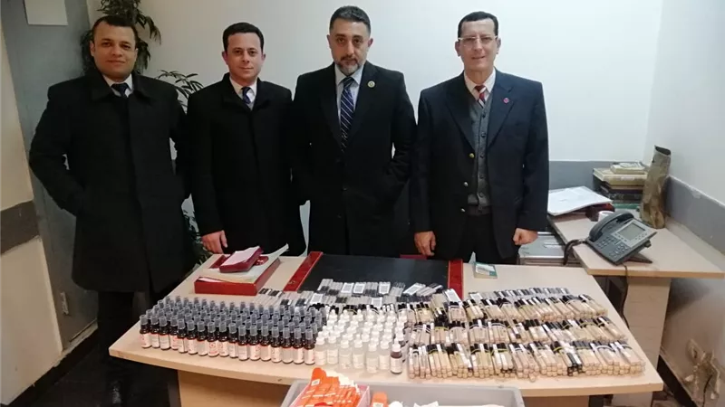 جمارك مطار القاهرة الدولي تضبط محاولة تهريب كمية من أدوات ومستحضرات التجميل
