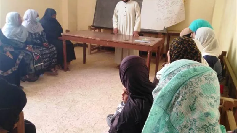 جلسات تدريبية داخل 8 قرى 