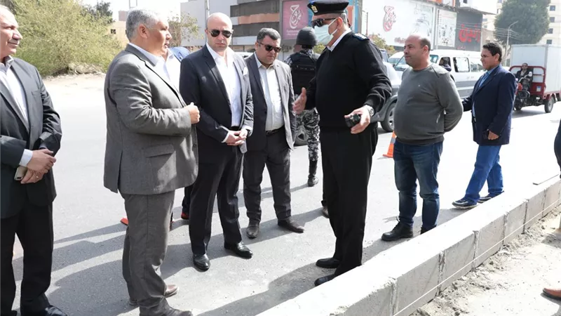 محافظ بنى سويف يتفقد اعمال المحاور المرورية الجديدة