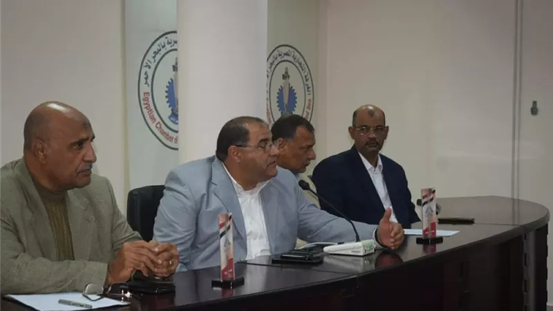 بتخفيضات تصل إلي 30 % ... السكرتير العام المساعد يناقش استعدادات البحر الأحمر لافتتاح معرض أهلاً رمضان