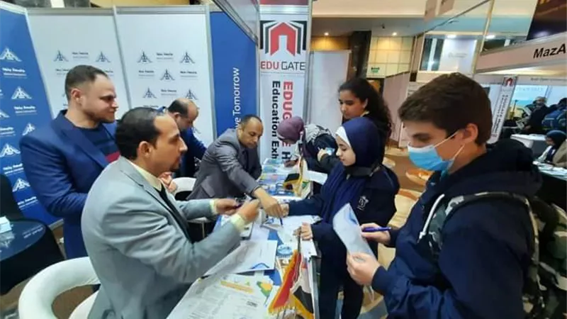 لليوم الثانى.. جناح جامعة بنها بمعرض 