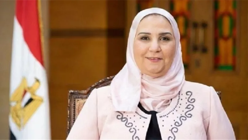 برعاية رئيس الوزراء .. مبادرة عنيك فى عنينا وقدم صحيح تنظم قافلة طبية غرب الاقصر