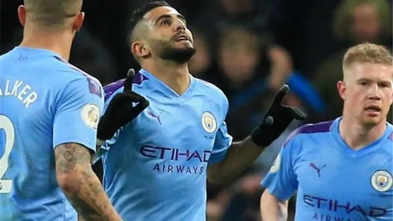 جوارديولا يعلن تشكيل مانشستر سيتى أمام سبورتنج بدورى الأبطال