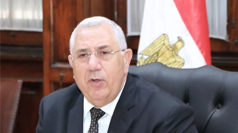 وزير الزراعة: ضخ السلع والمنتجات للمواطنين بأسعار مخفضة استعدادا لشهر رمضان