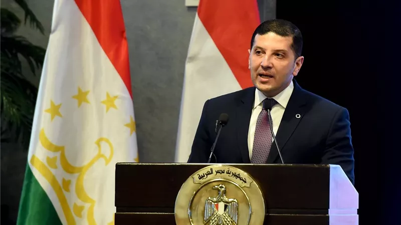 رئيس هيئة الاستثمار: الحكومة حريصة على اتخاذ الإجراءات اللازمة لتهيئة مناخ الاستثمار