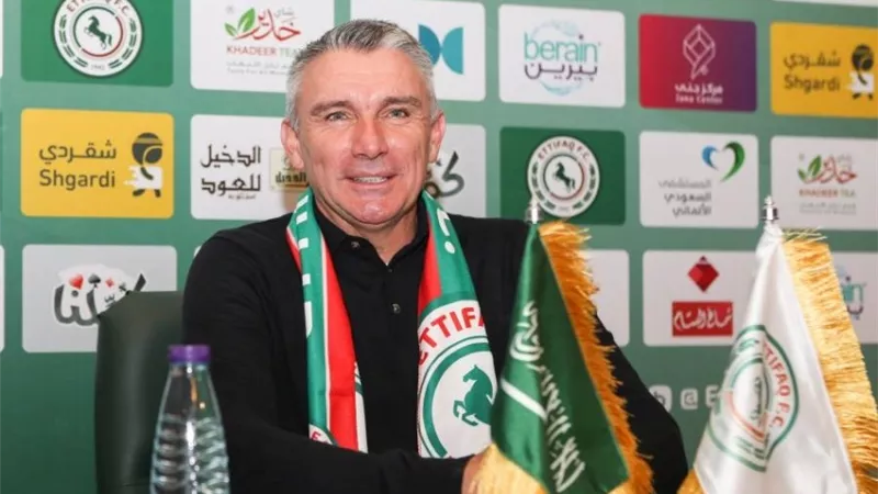 كارتيرون يكشف اسباب تراجع نتائج الزمالك بعد توقيعه للاتفاق السعودى