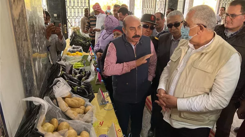 وزير الزراعة: توفير السلع الزراعية للمواطنين بأسعار مناسبة