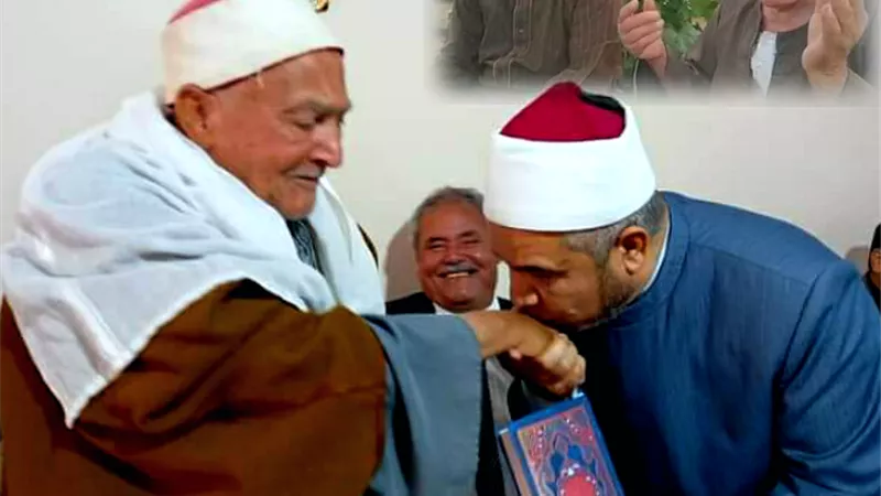 منطقة الوادى الجديد الأزهرية تكرم أقدم حفظة القرآن بالداخلة
