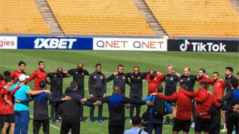 بصعوبة وبسبب الجماهير .. الاهلى يصل ملعب مباراة صن داونز