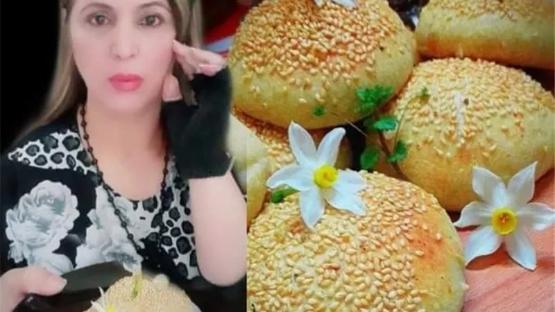 خببز بالحليب بحشوة الجبنة السائله