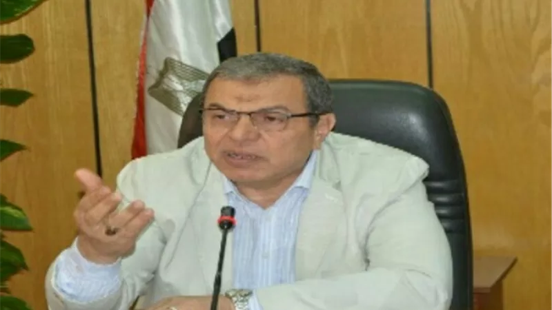 القوى العاملة: تعيين 427 شاباً والتفتيش على 236 منشأة بالفيوم