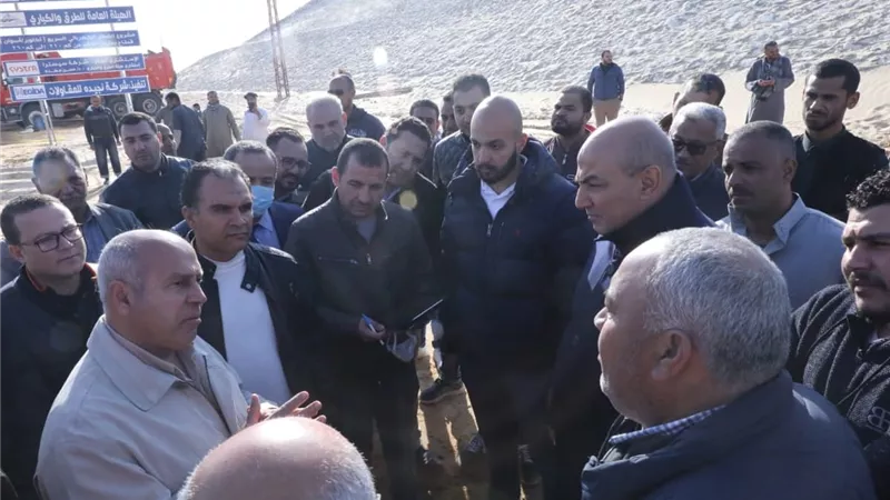 وزير النقل يتفقد مسار الخط الثاني للقطار الكهربائي السريع (أكتوبر/الأقصر/اسوان)
