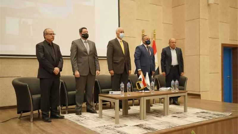 انطلاق المؤتمر الدولي الأول للتنقل الذكي بجامعة العلمين الدولية