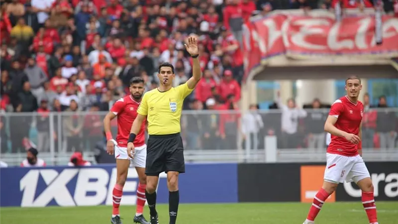 التحكيم المصرى يتألق فى كاسيكو تونس بقيادة معروف..صور