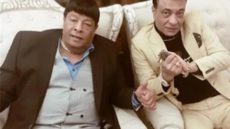 عبد الباسط حمودة يحتفل بخطوبة ابنته هدير