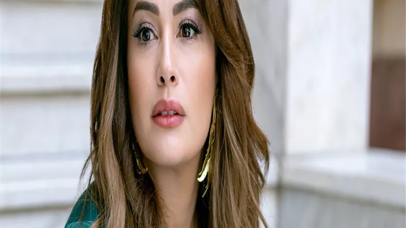 حاربت ألمها بإبتسامة وتحدي وإيمان.. هند صبري تنعى أنيسة حسونة بكلمات مؤثرة