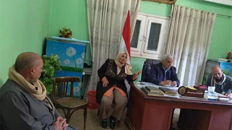 ندوة إرشادية عن الاستعداد لزراعة القطن ومتابعه الأصداء فى محصول القمح لزراعة كفرالشيخ