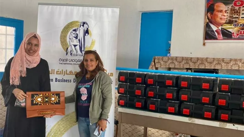 القومى للمرأة ينظم ورشة عمل لتطوير حرفة التطريز السيوي