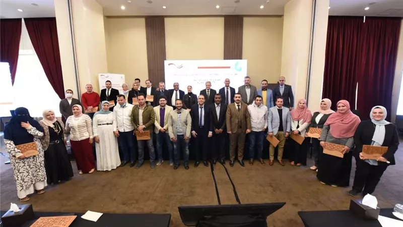 القابضة للمياه.. تكرم مهندسى الطاقة الجدد ضمن مشروع 