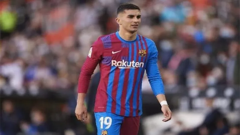 قبل الكلاسيكو.. فيران توريس يغازل ريال مدريد