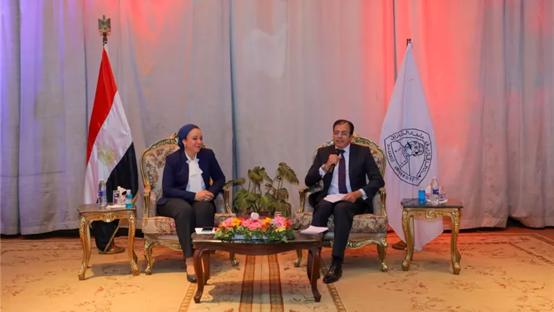 العنف المجتمعي وسبل معالجته فى المنتدى الثقافي الثاني لوحدة مناهضة العنف بجامعة الزقازيق