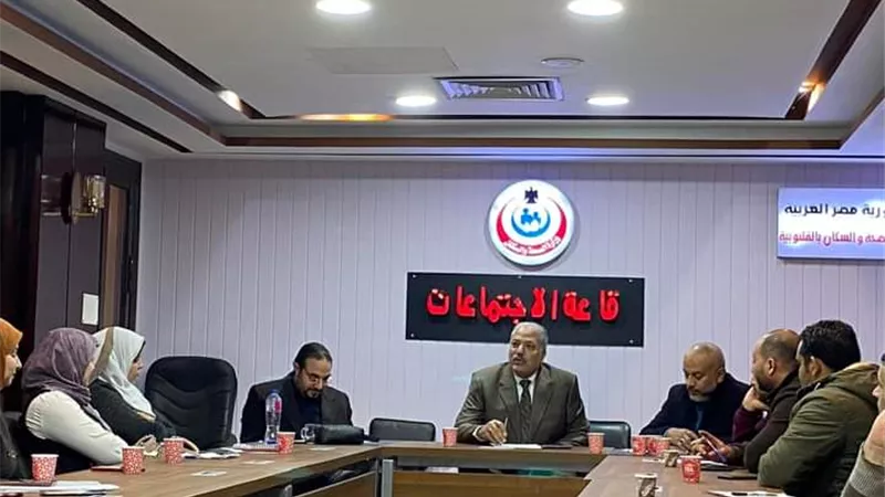 وكيل الصحة بالقليوية يناقش خطة تطوير منافذ تقديم الخدمة الطبية