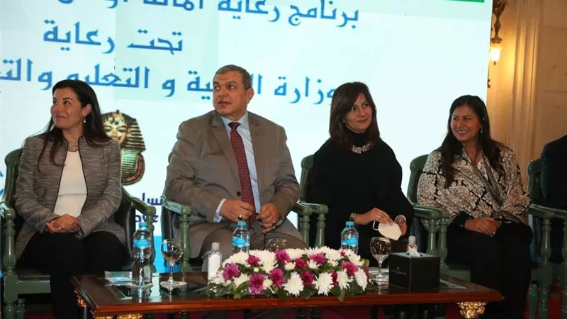 مؤسسة خميس لتنمية المجتمع تُكرم المائة أوائل الثانوية العامة للعام الثامن على التوالي
