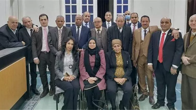 أمين الشعب الجمهورى بأسيوط يشارك فى مؤتمر الحزب التنظيمى.. بالصور