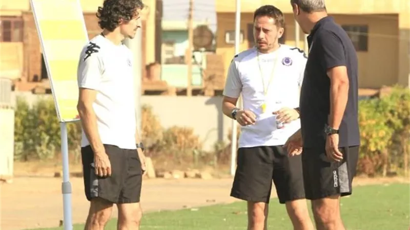 رحيل مدرب حراس مرمى الهلال السوداني قبل مواجهة صن داونز