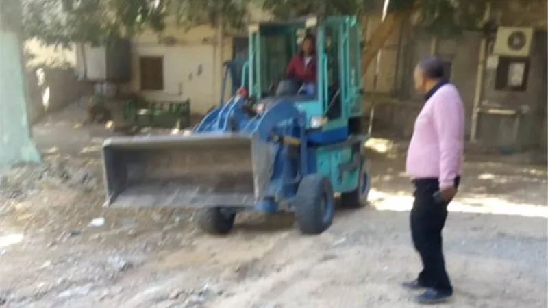 سفاجا تُطلق حملة نظافة لقطع الأرض الفضاء وسط الأحياء السكنية.. بالصور