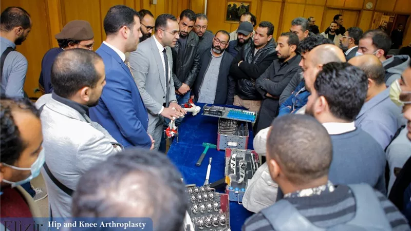 نائب رئيس جامعة الزقازيق يفتتح ورشة عمل حول استبدال مفصل الفخد والركبة بكلية الطب