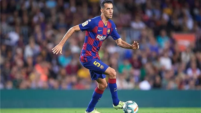قائد برشلونة عن مواجهة الكلاسيكو: ستكون هناك معركة من أجل الحصول على الكرة